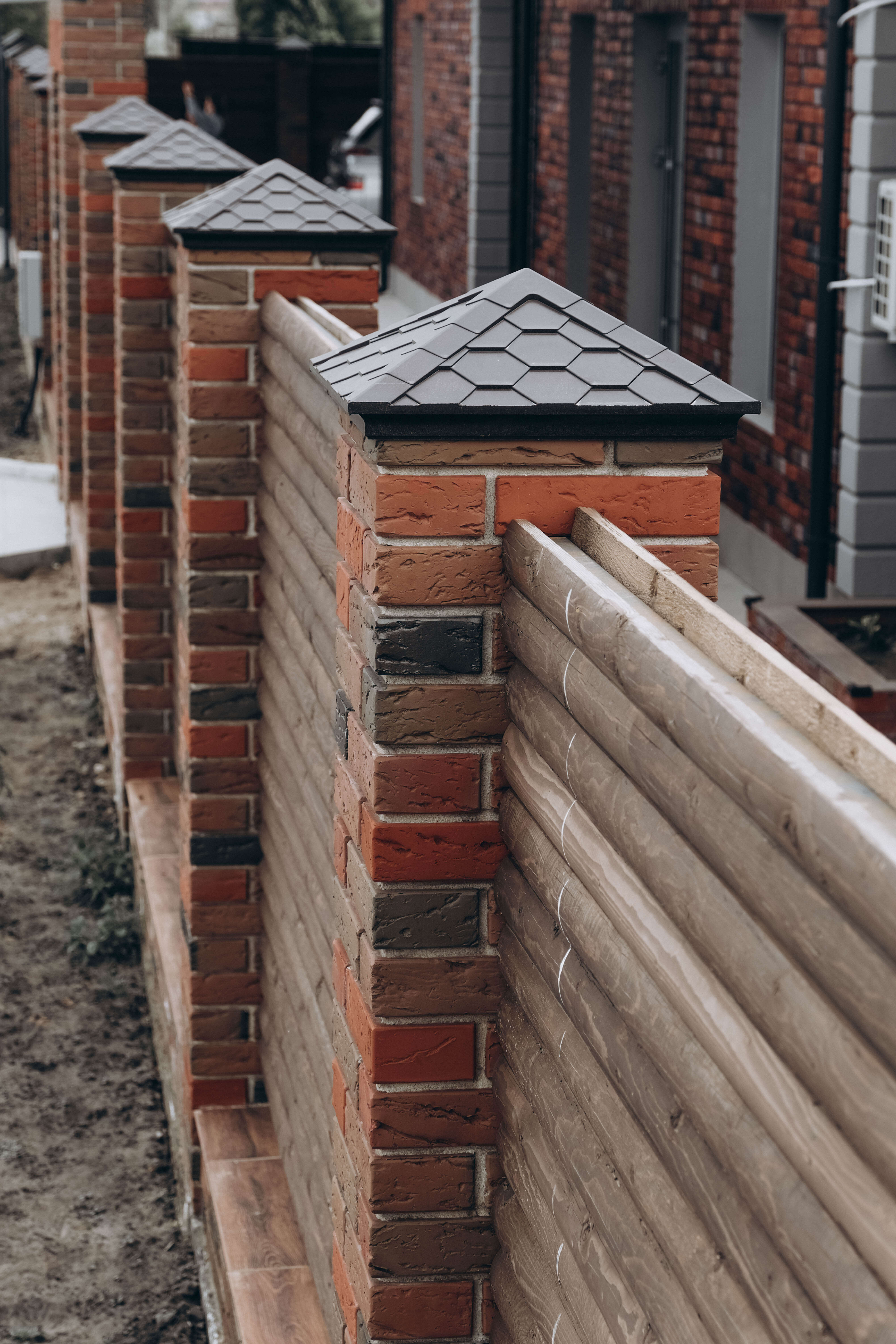 Колпак Zking Эверест Коричневый на столб 1.5х1.5 кирпича (390х390мм) в Пятигорске фото