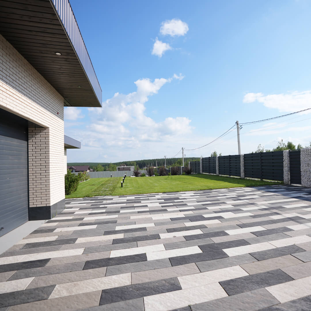 Шаговая плита STONE Светлая Галька 990х330х55мм в Пятигорске фото